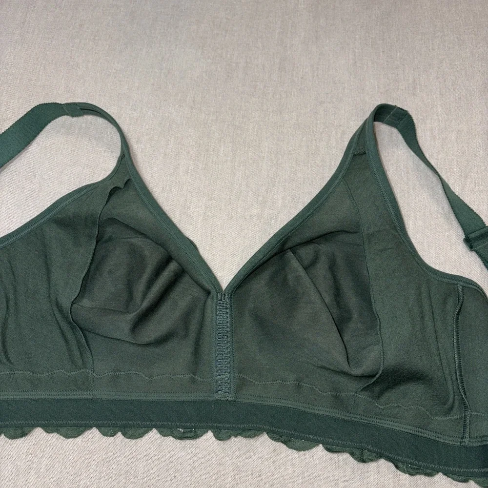 Cacique Bra 48D green wireless Lace‎ unlined full coverage No Wire